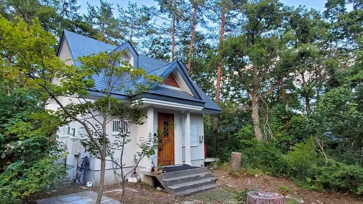 Inaka Cottage