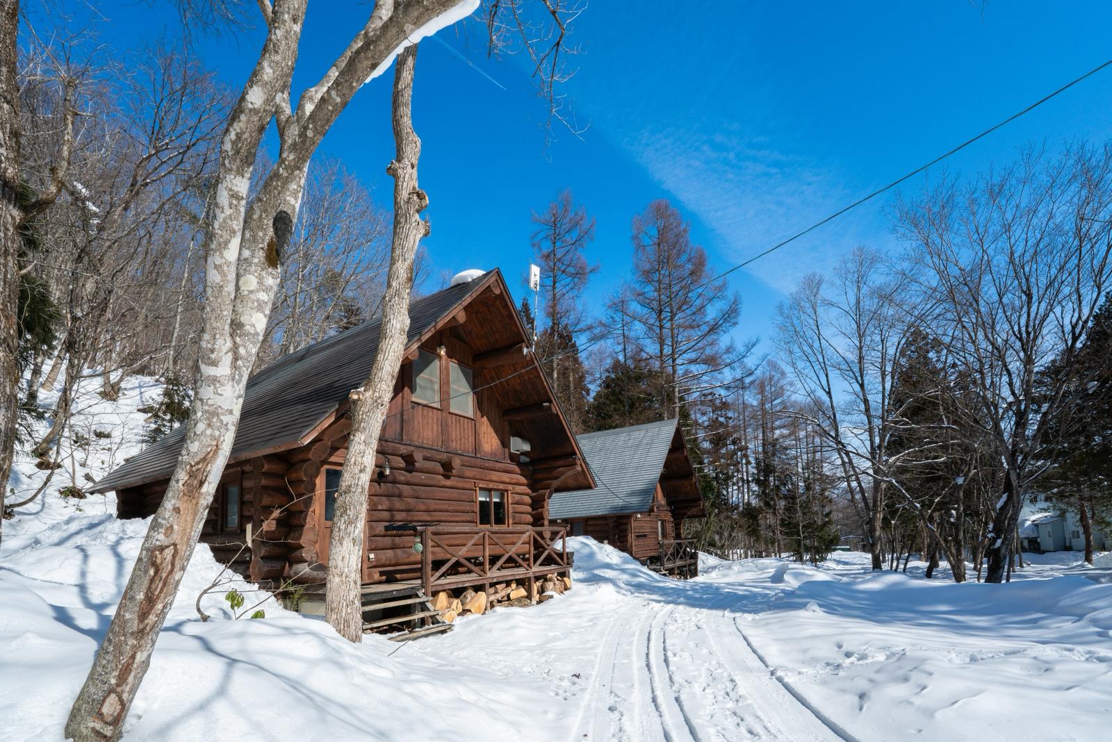 Snow-covered Hakuba cabins